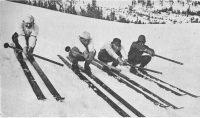  Start hitrostne tekme z vrha hriba v organizaciji Alturas Ski Cluba. 