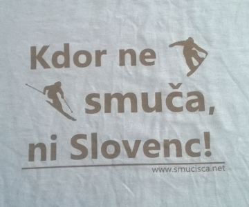 Smucisca.net napis na majici