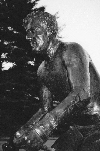  Spomenik Hannesu Schneiderju  Cranmore, North Conway, New Hampshire, ZDA.
