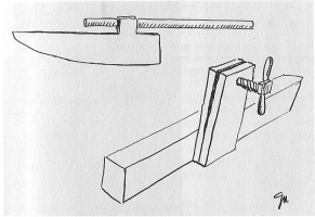  Zaklaka – bloško ime za posebno oblikovano sekiro, s katero so kolarji izdelovali bloške ljudske smuči (skica Svetozar Guček – Zare).
