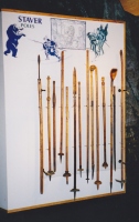  Šopek smučarskih kolcev iz 18. in 19. stoletja iz Staverja (Skimuseet Holmenkollen, Oslo, Norveška).