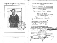 Izkaznica iz leta 1936 Jugoslovanske zimsko športne zveze člana Slalom kluba 34. Zaradi olimpijskih iger je bila izkaznica dvojezična. Rado Istenič je bil član olimpijskega moštva.
