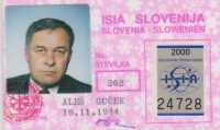 Izkaznica mednarodne zveze poklicnih učiteljev smučanja (ISIA, 2000). Številka 262 je zaporedna nacionalna, številka 24 728 je zaporedna mednarodna številka.