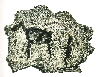 Domnevno najstarejši petroglih, ki ga je ocenil Rus Glyssedski z letnico -6.000 pr. n. št., prikazuje lovca na smučeh, ko zasleduje losa.