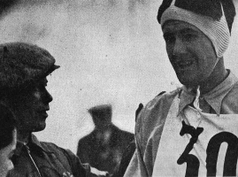 Lado Senčar je bil na 50 km 31. Levo od njega je naš trener Eino Kuisma iz Finske (GA-PA, 1936).